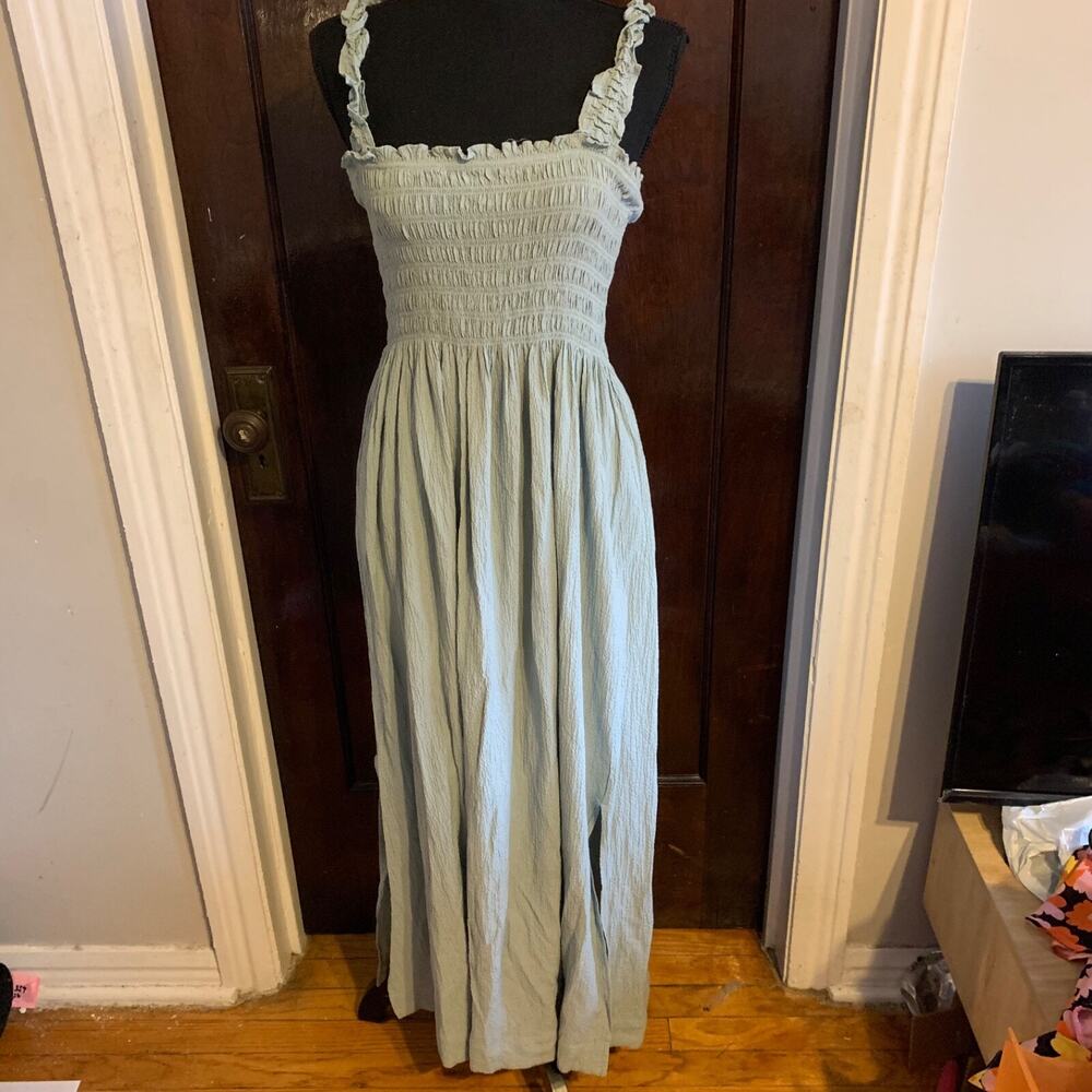 Calvin Klein Women Mint Green Smocked Crepe Dress Elastic Straps $134 Sz 8 - Picture 3 of 9